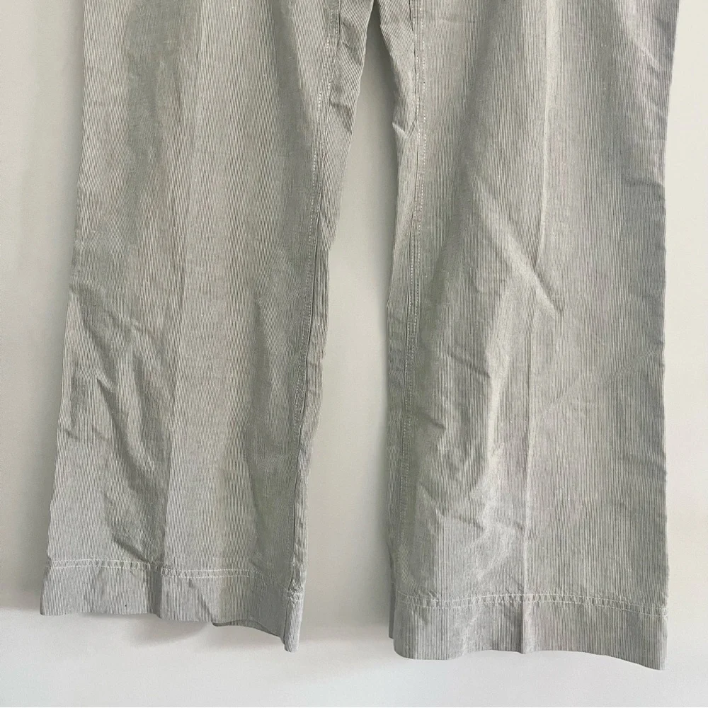 The North Face Women’s Gray White Pinstripe Casual Outdoor Pants Sz 16 India